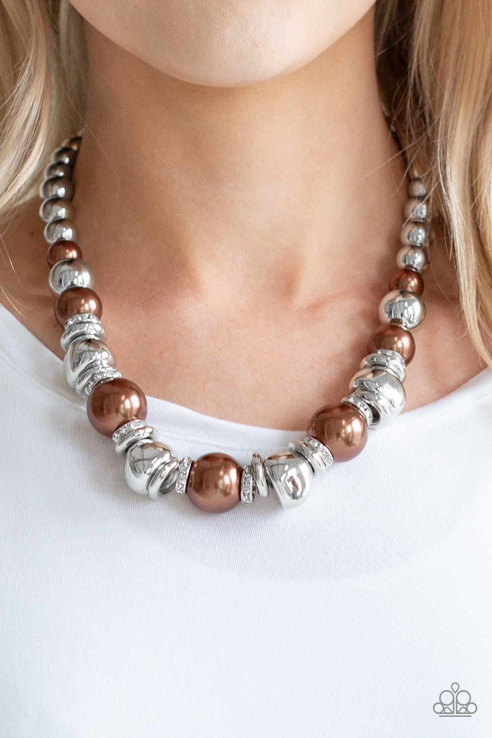 Hollywood HAUTE Spot - Brown Paparazzi Necklace