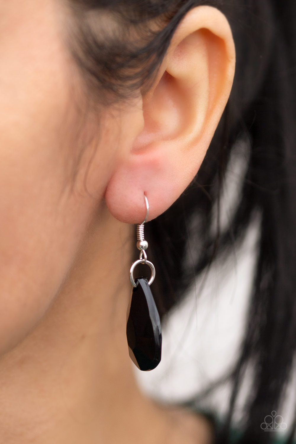 Irresistible Iridescence - Black Necklace