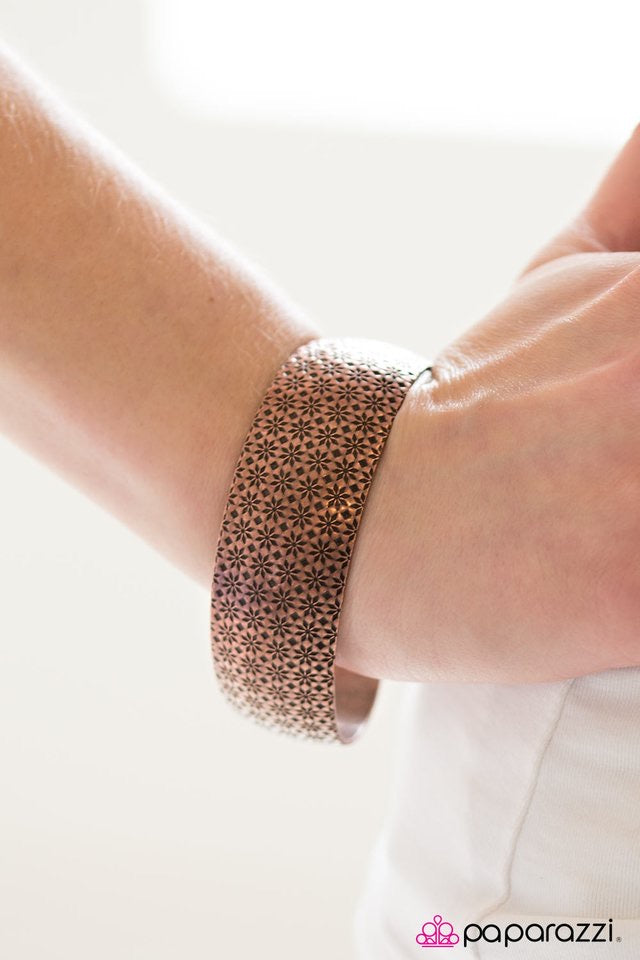 Summer Daisies - Copper Paparazzi Bracelet