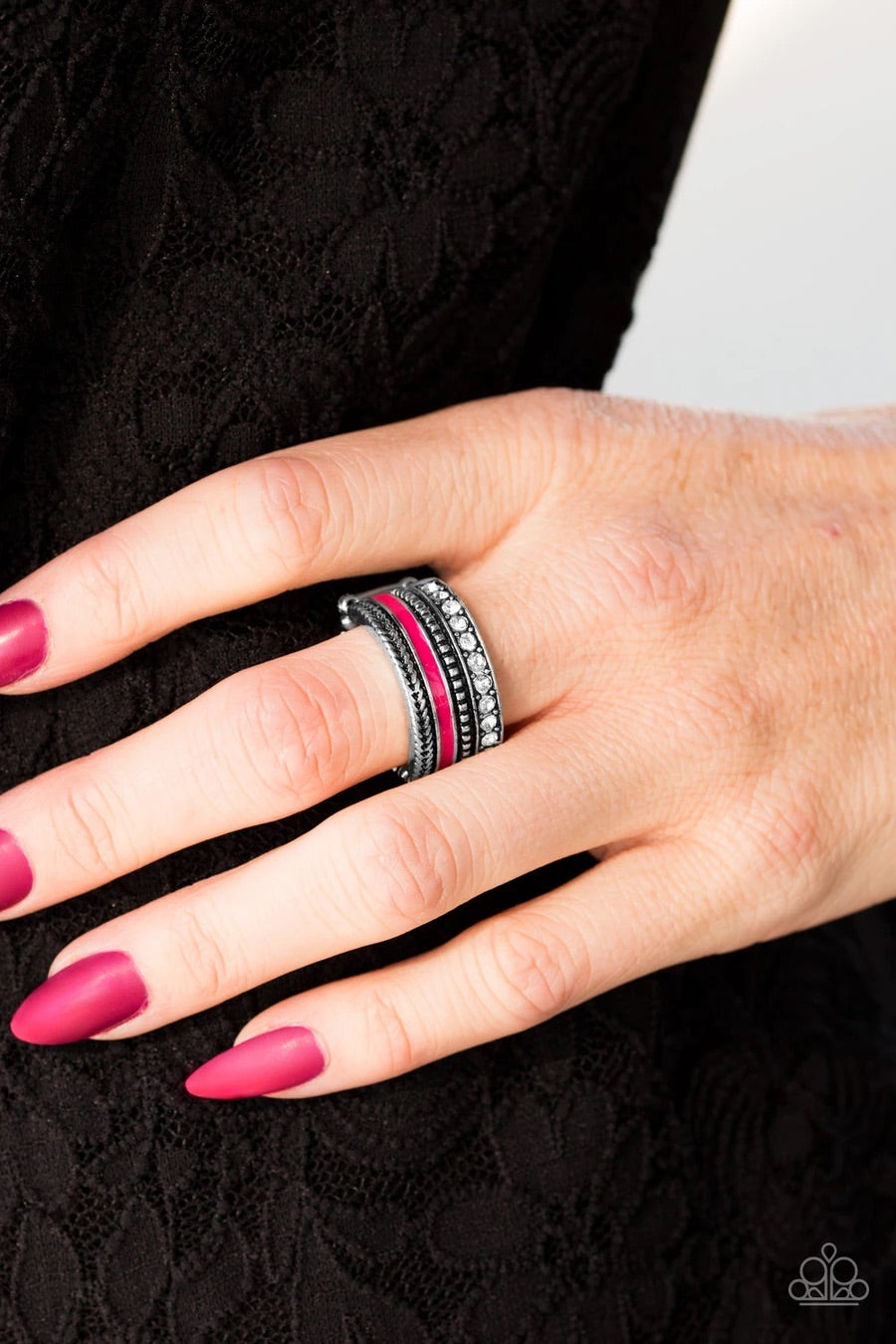 One WILDLIFE To Live - Pink Paparazzi Ring