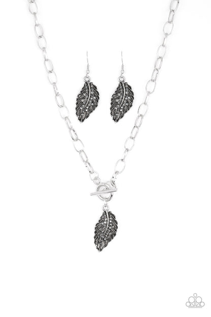 Pilot Quest - Silver Necklace