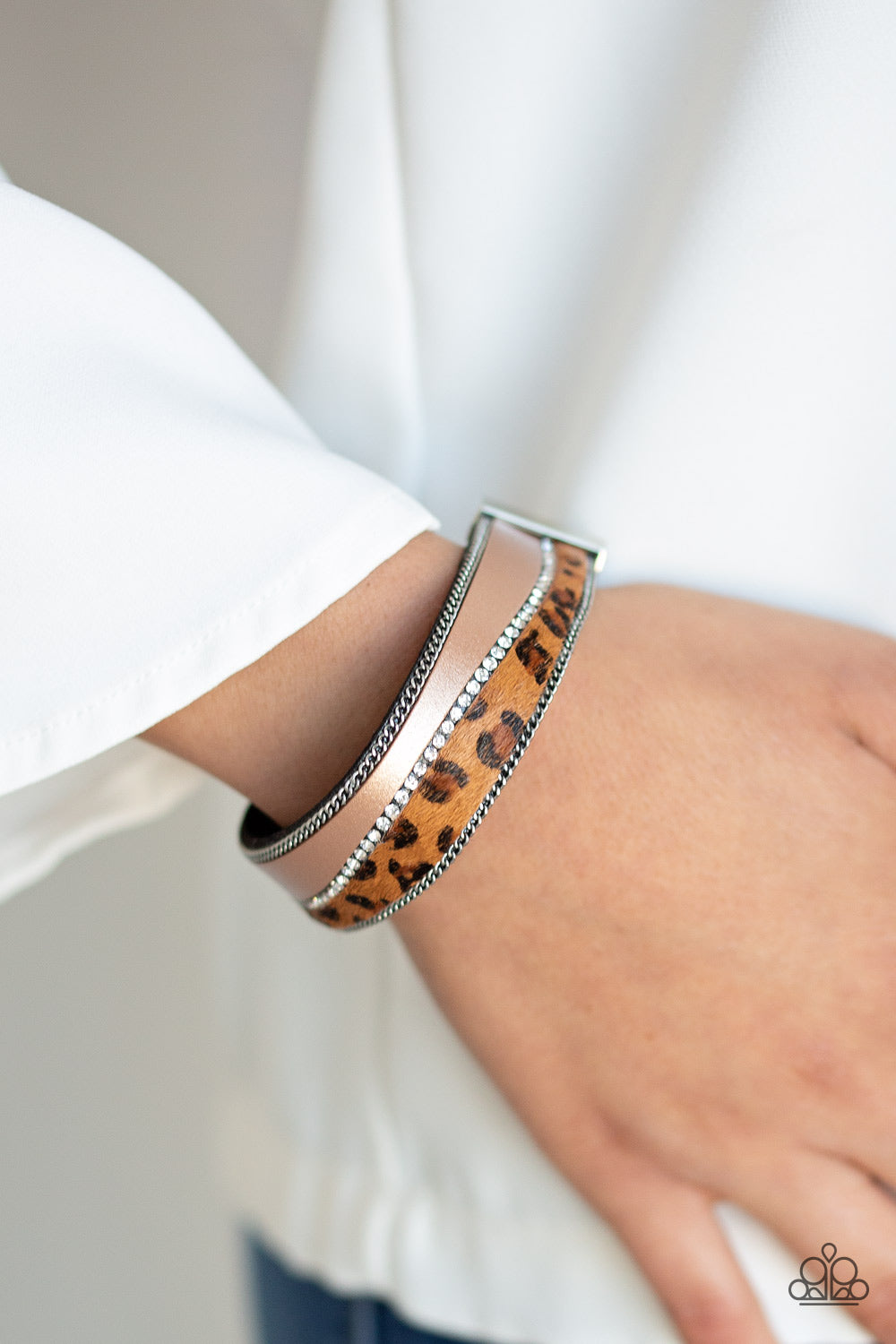 Flirtatiously Feline - Brown Paparazzi Bracelet