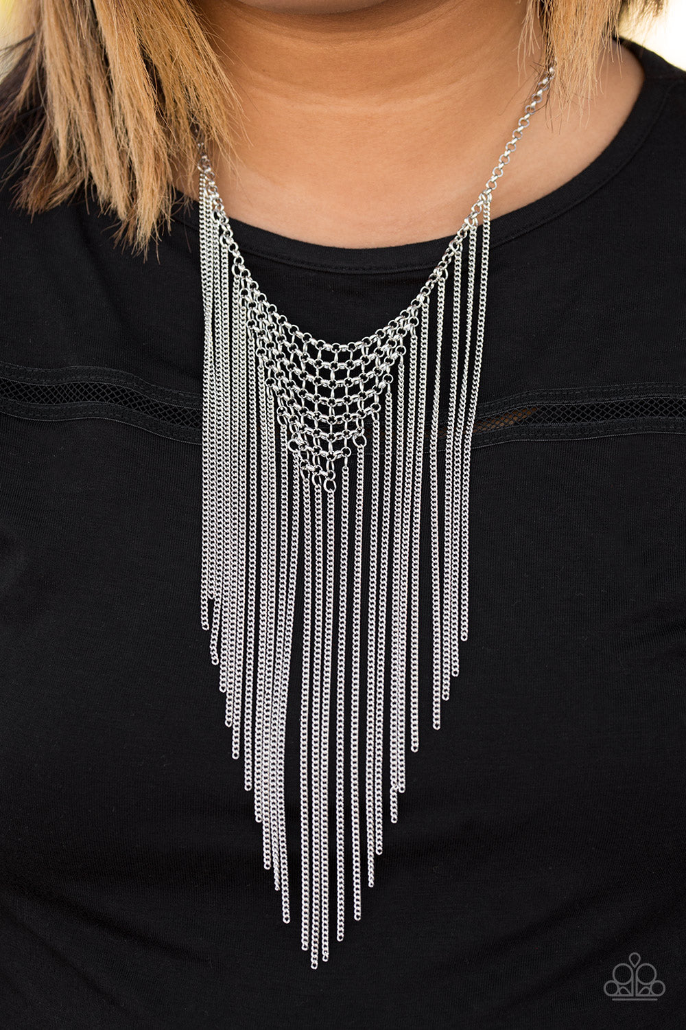 Metro Majesty - Silver Necklace
