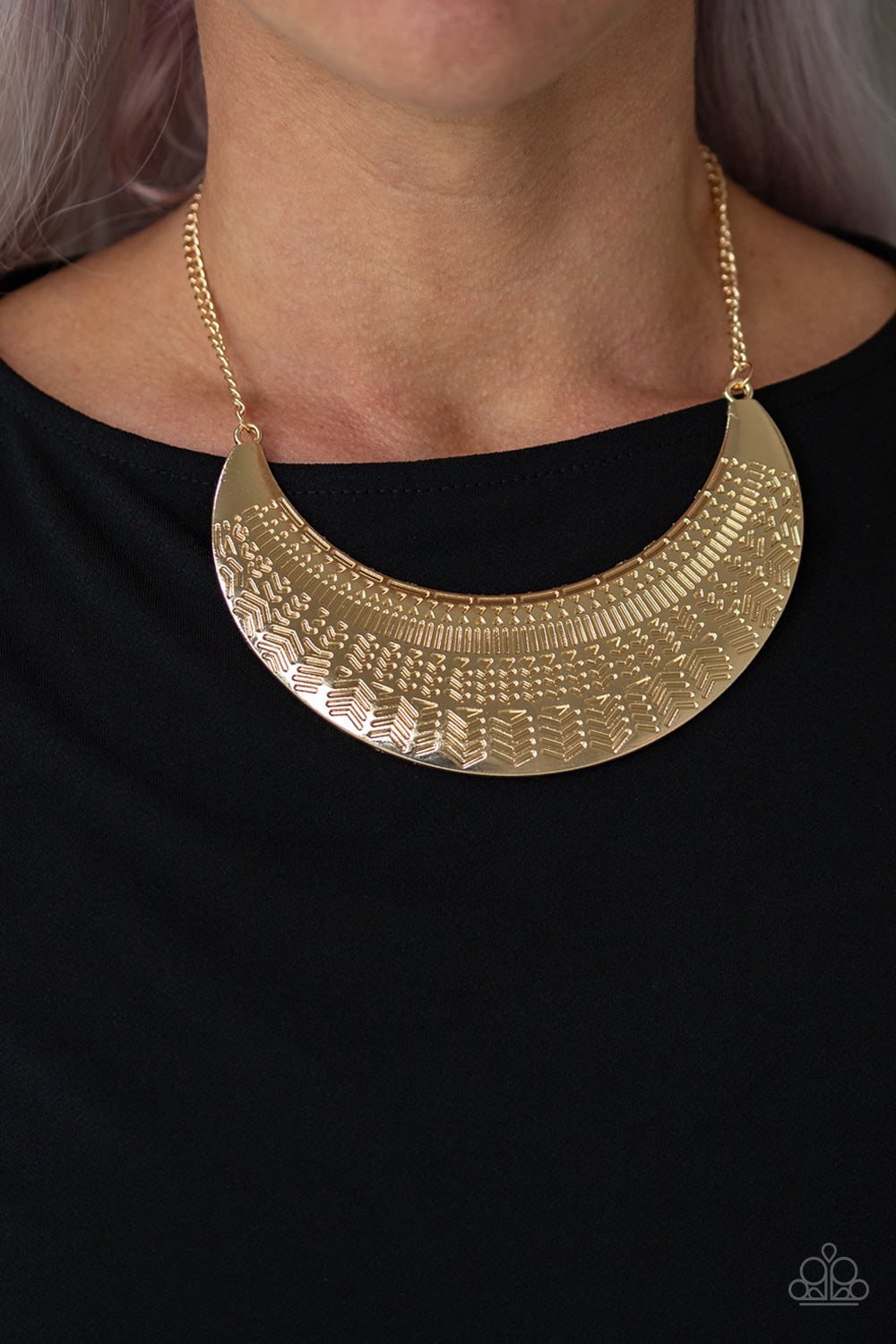 Large As Life - Gold Paparazzi Necklace