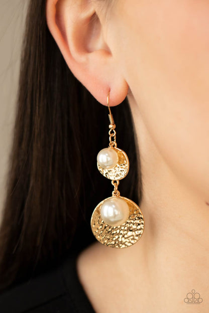 Pearl Dive - Gold Paparazzi Earring