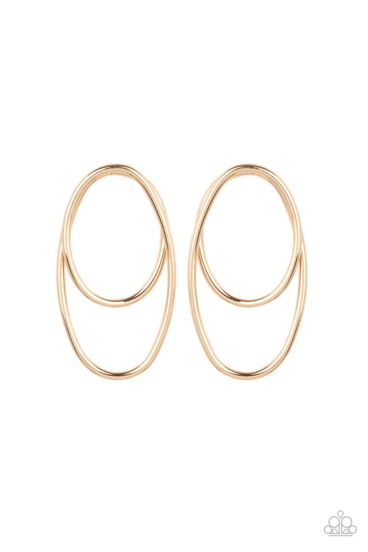 So OVAL-Dramatic - Gold Paparazzi Earring