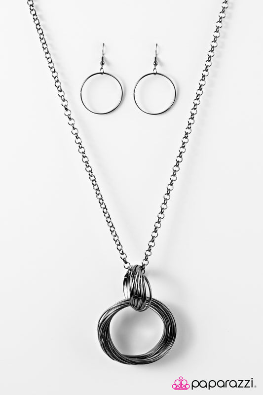 Hello Halo - Black Necklace