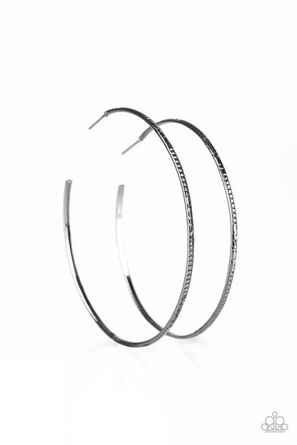 Sleek Fleek - Black Hoop Earrings