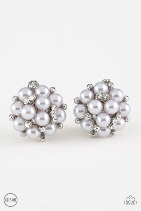 Par Pearl - Silver Paparazzi Earring