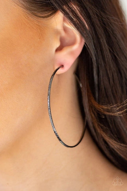 Sleek Fleek - Black Hoop Earrings