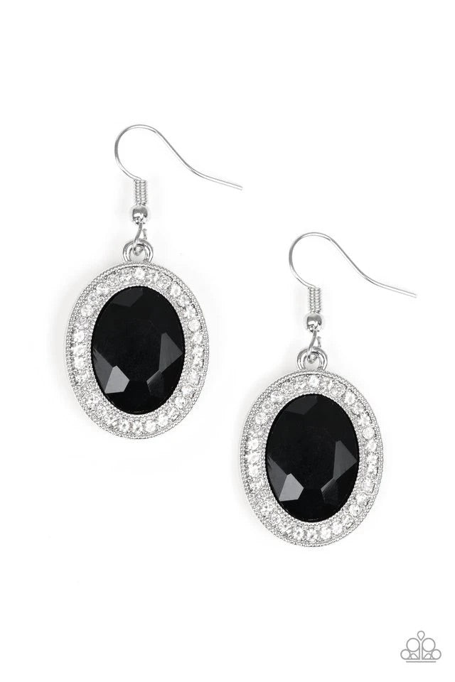 Only FAME In Town - Black Paparazzi Earring