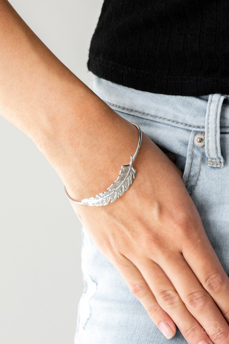 How Do You Like This FEATHER? - Silver Paparazzi Bracelet