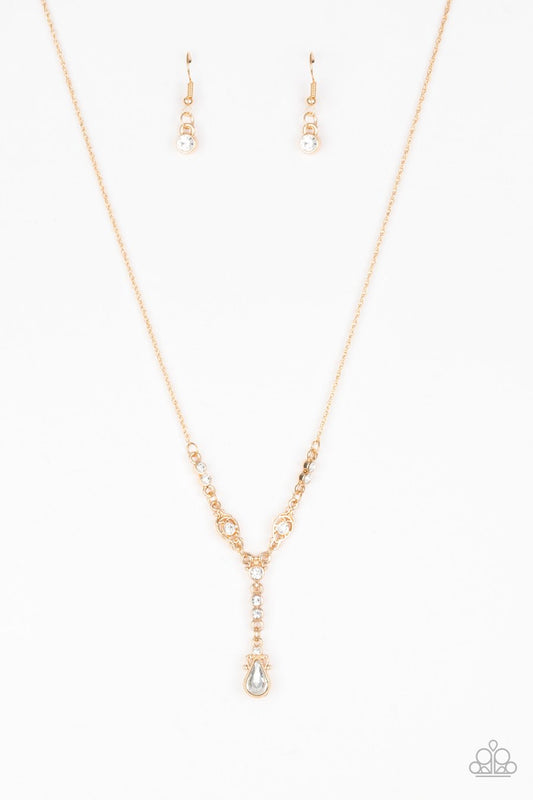 Diva Dazzle - Gold Paparazzi Necklace