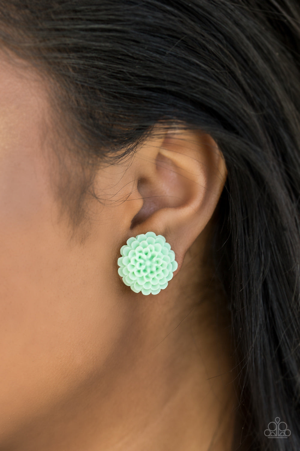 Dandelion Demure - Green Paparazzi Earring