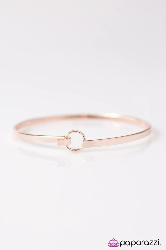 Minimal Style - Rose Gold Paparazzi Bracelet