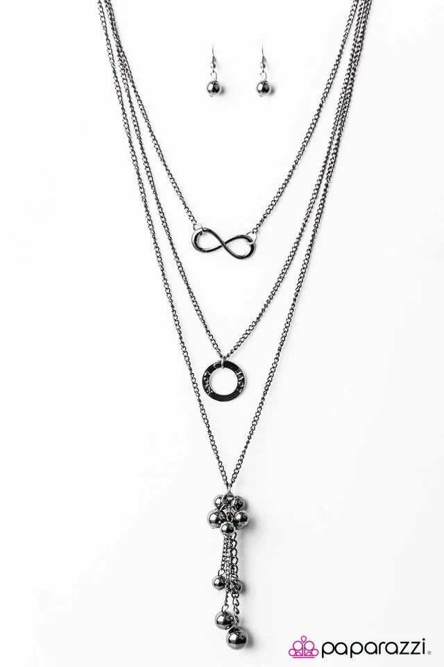 Love Affair - Black Necklace