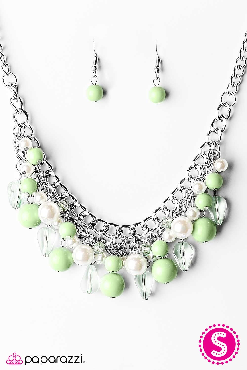 Vintage Vindication - Green Necklace