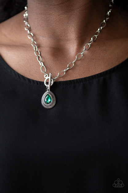 Sheen Queen - Green Necklace