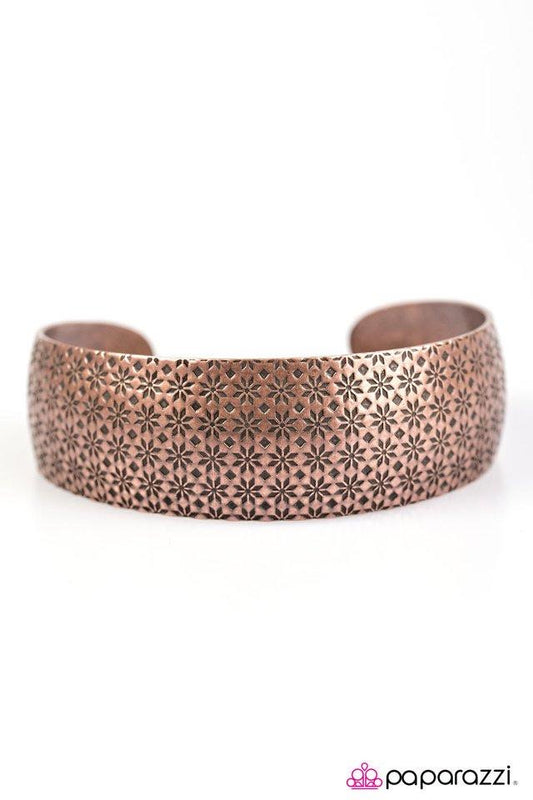 Summer Daisies - Copper Paparazzi Bracelet