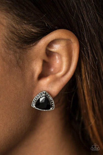 Daringly Duchess - Black Post Earring