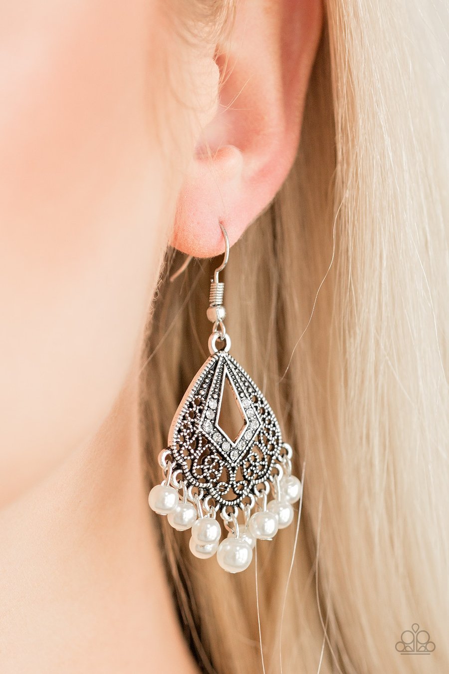 Gracefully Gatsby - White Paparazzi Earring