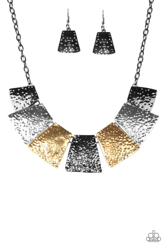 Here Comes The Huntress - Multi Paparazzi Necklace